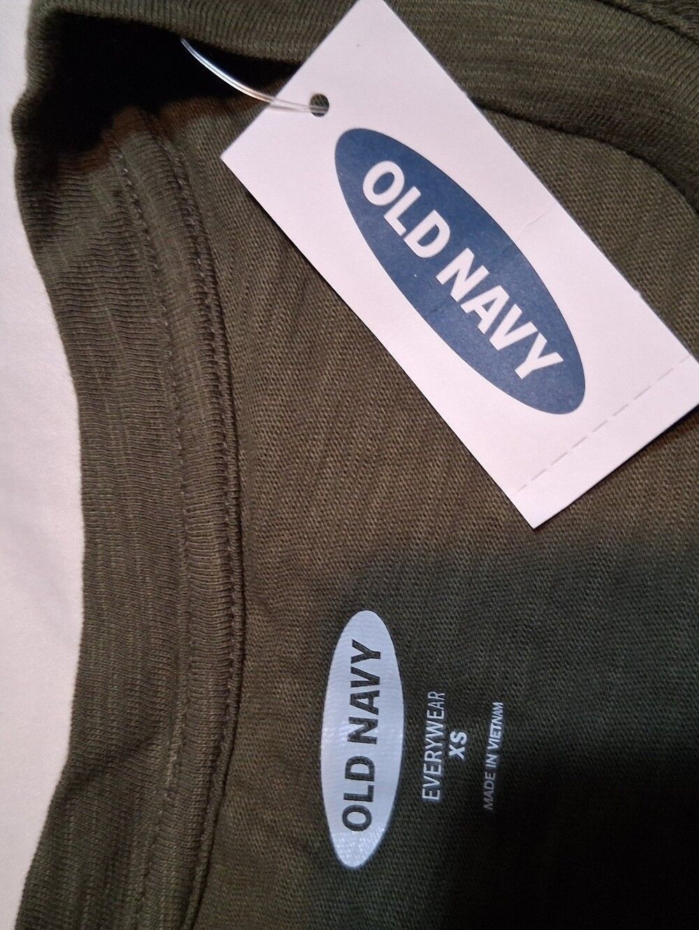 Old Navy Olive Green EveryWear Long-Sleeve Crew-Neck T-Shirt Women's Size XS - Picture 3 of 8